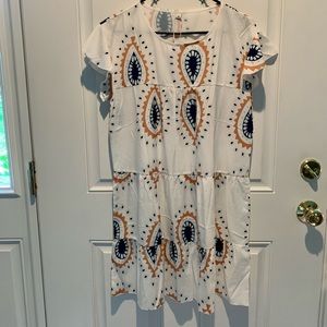 SHEIN summer summer dress, NWT, white with navy & gold pattern, medium.